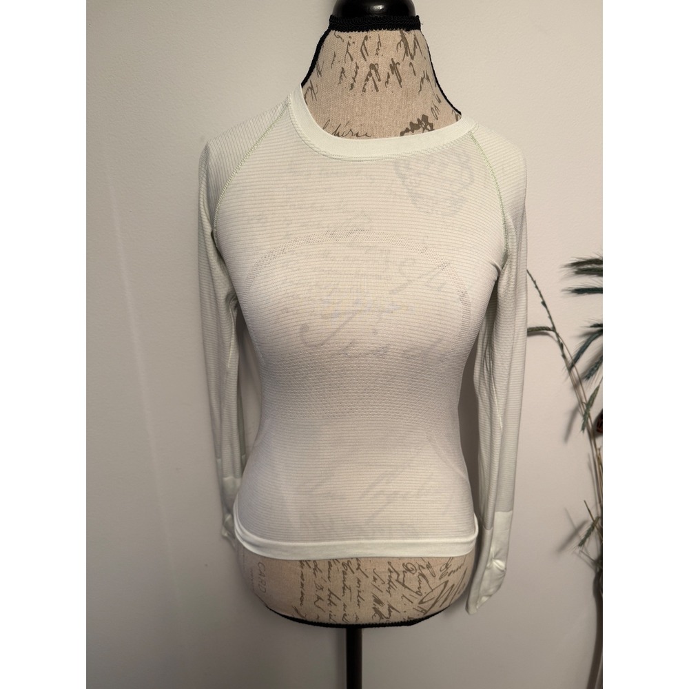 Lululemon swiftly Light Green Striped Long Sleeve Athletic Top Women's
